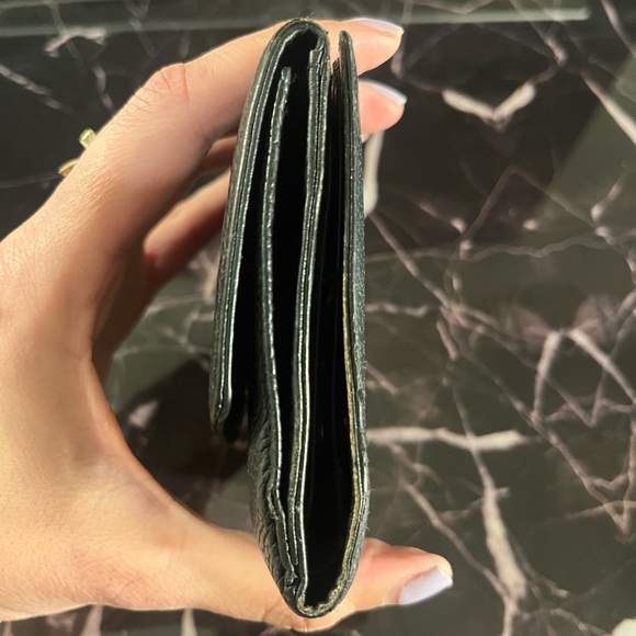 $950 CHANEL Black Caviar-Leather Wallet - Picture 9 of 14
